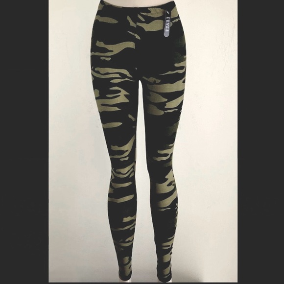 NWT Luxury, Soft and Comfortable Camouflage Leggings Sz L - Picture 5 of 6